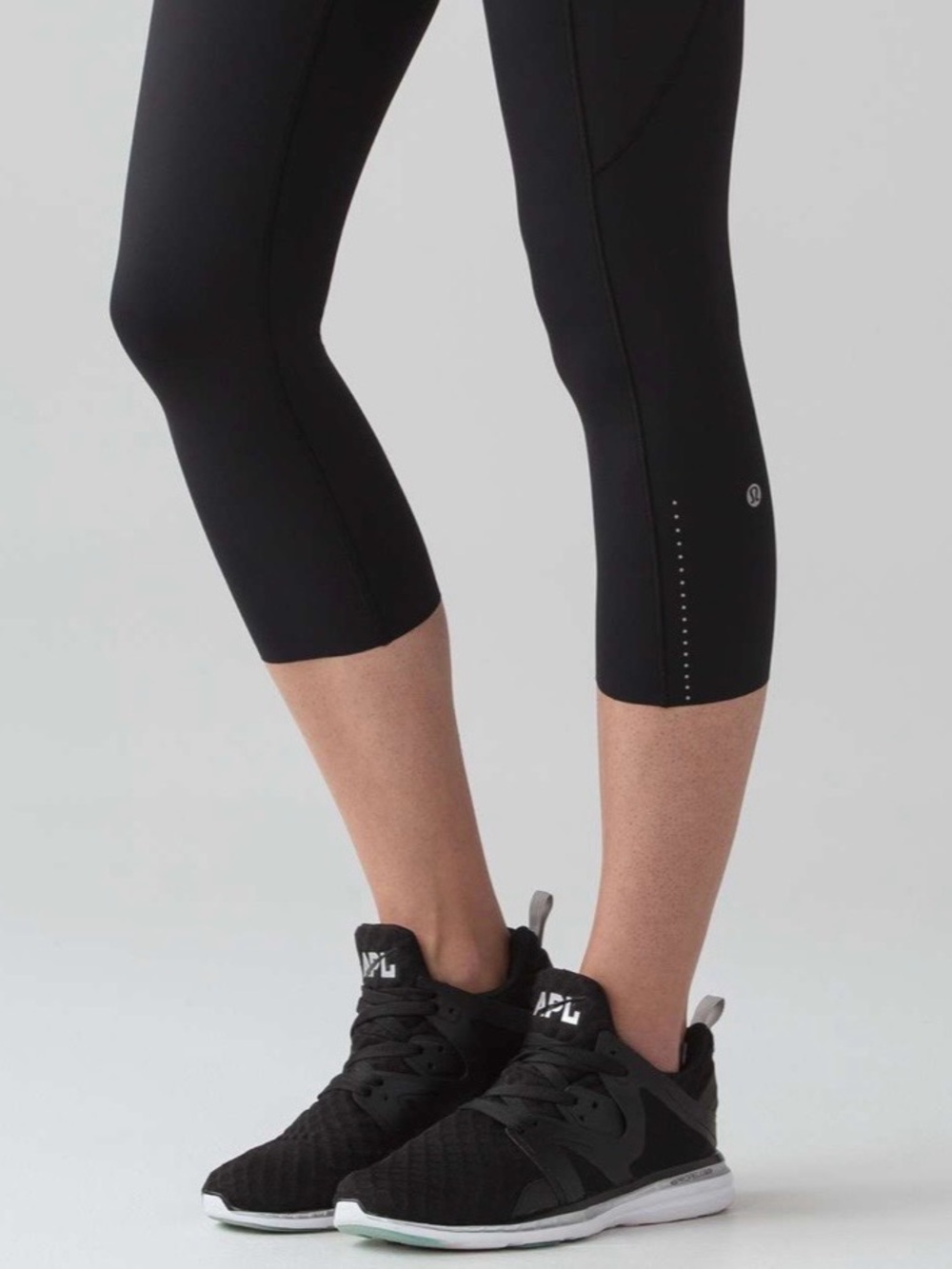 lululemon athletica Black Cropped Leggings